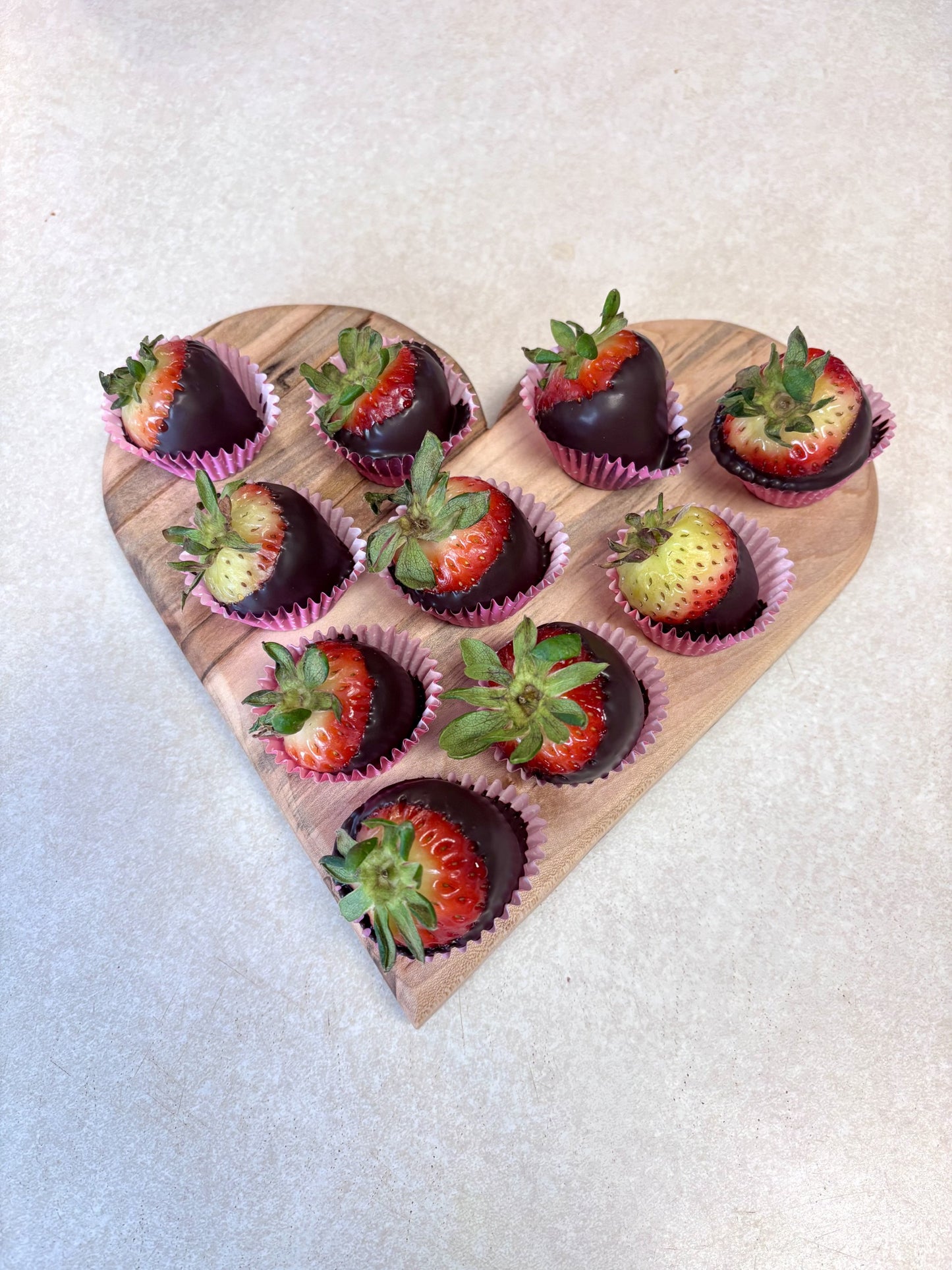 Handcrafted Ambrosia Maple Heart‑Shaped Serving Tray